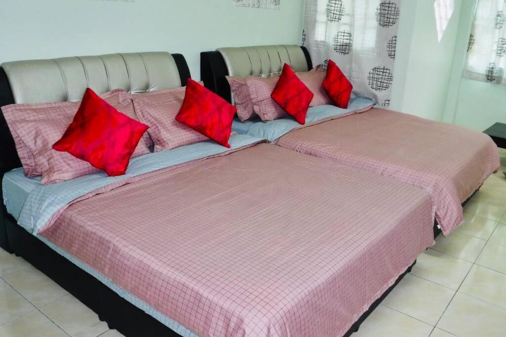Lily Vacation Home At Cameron Highlands - 12 Pax,Free Wifi W Carporch Tanah Rata Dış mekan fotoğraf
